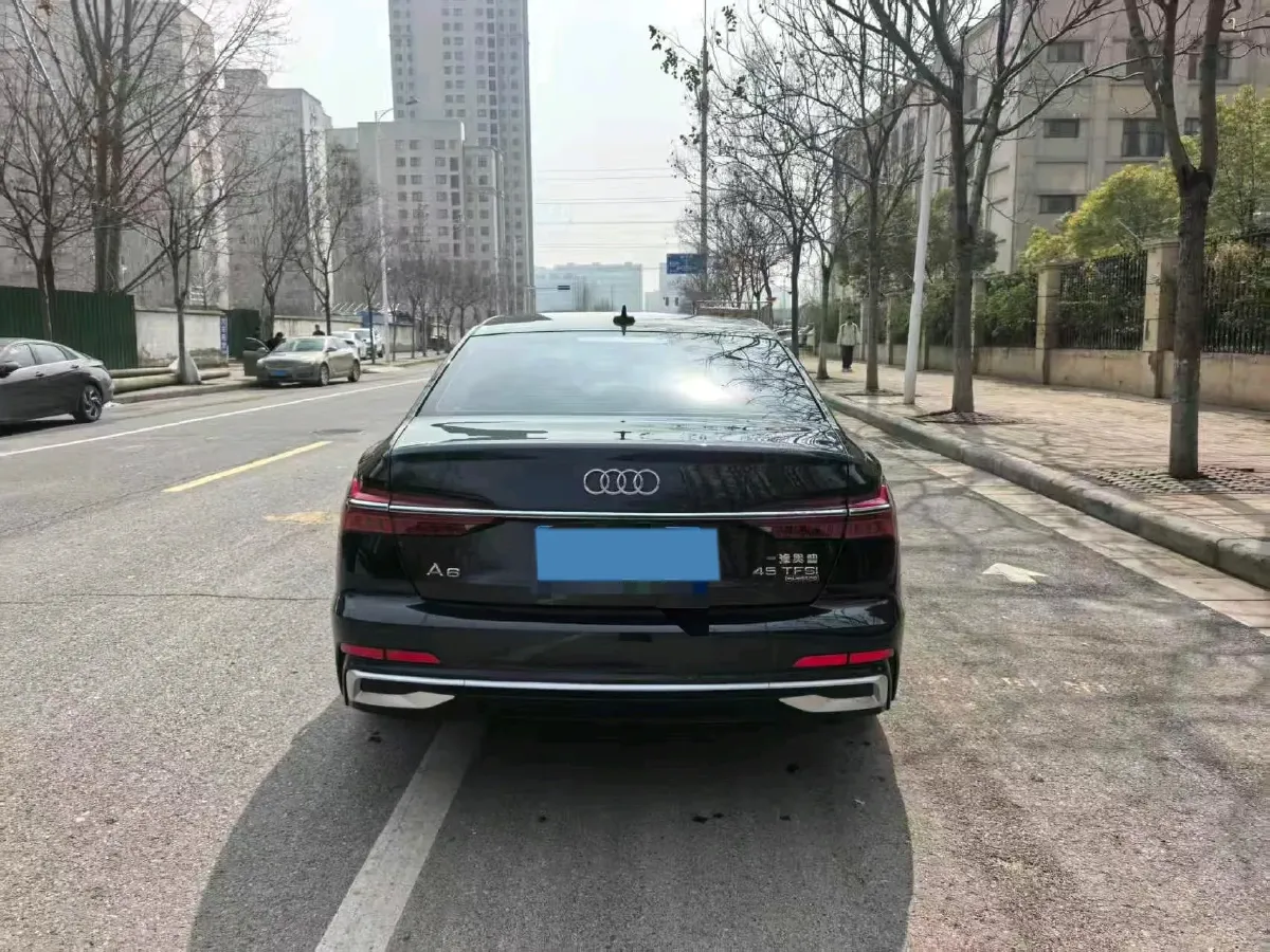 2020 Audi A6L 2.0T 224HP L4 7DCT,autocango,china used car exporter,china ev exporter,chinese used car exporter,chinese used ev exporter