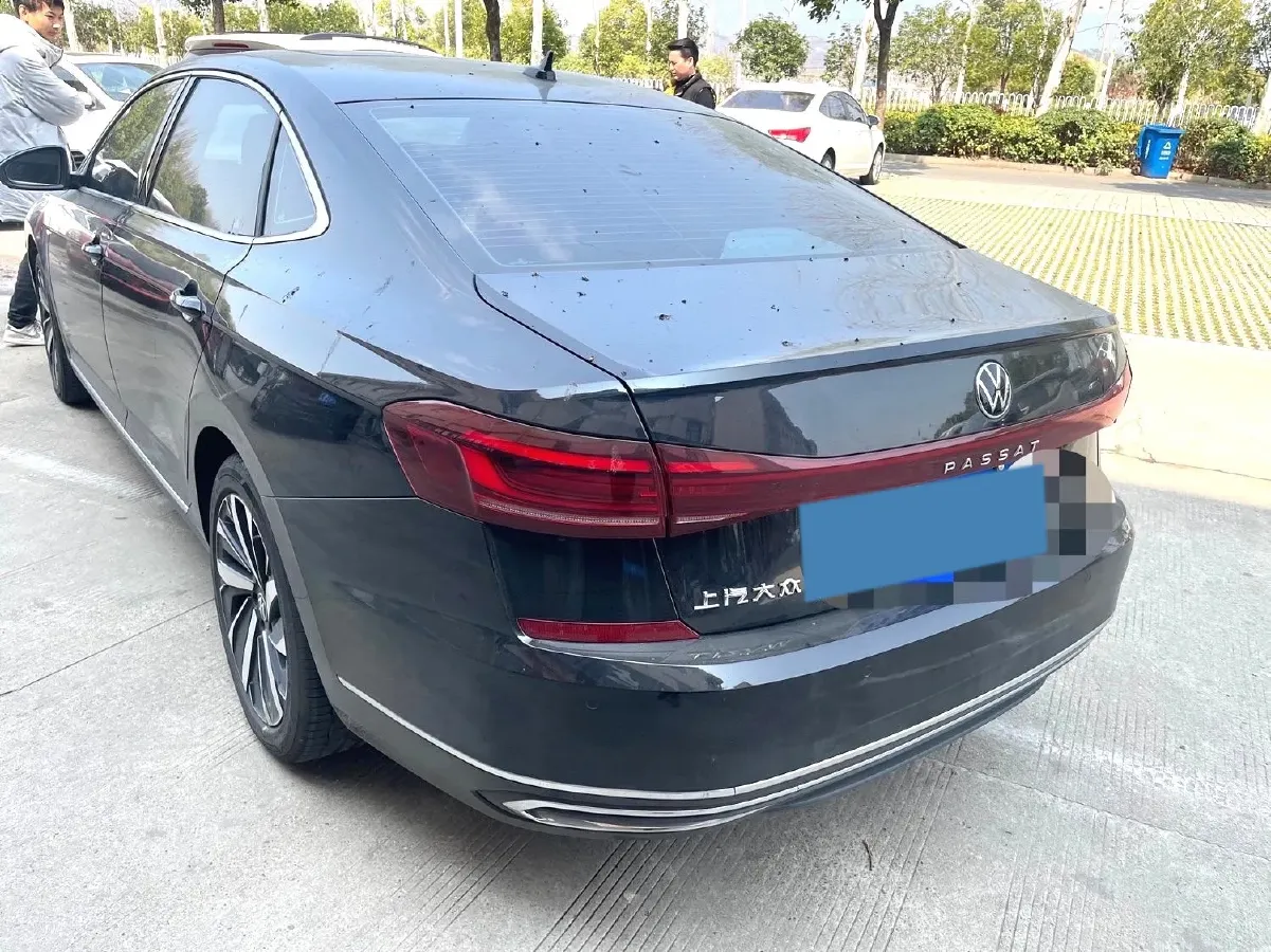 2023 Volkswagen Passat 2.0T 186HP L4 7DCT,autocango,china used car exporter,china ev exporter,chinese used car exporter,chinese used ev exporter