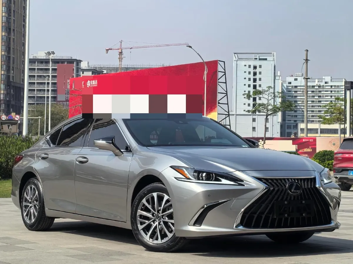 2023 Lexus ES 2.0L 173HP L4 CVT,autocango,china used car exporter,china ev exporter,chinese used car exporter,chinese used ev exporter
