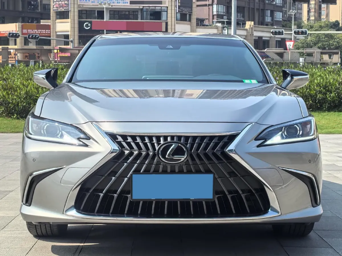 2023 Lexus ES 2.0L 173HP L4 CVT,autocango,china used car exporter,china ev exporter,chinese used car exporter,chinese used ev exporter