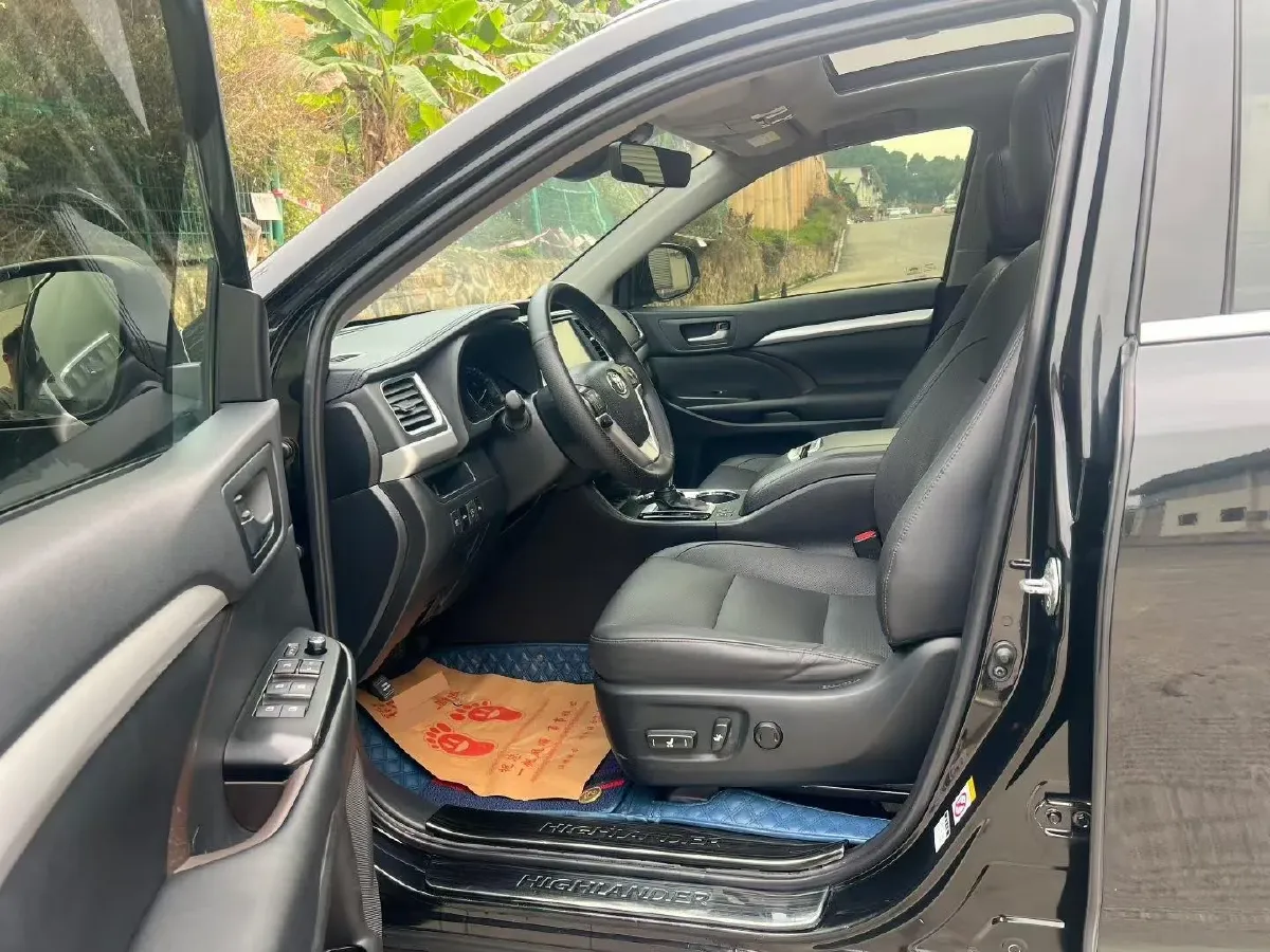 2019 Mazda CX-8 2.5L 192HP L4 6AT,autocango,china used car exporter,china ev exporter,chinese used car exporter,chinese used ev exporter