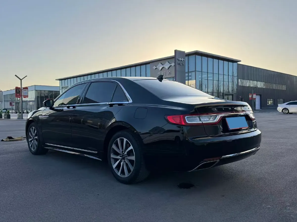 2018 Lincoln Continental 2.0T 261HP L4 6AT,autocango,china used car exporter,china ev exporter,chinese used car exporter,chinese used ev exporter