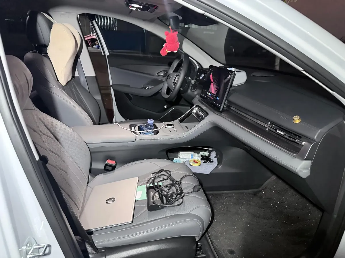 2025 Geely Galaxy A7 1.5L 112HP L4 1DHT PHEV,autocango,china used car exporter,china ev exporter,chinese used car exporter,chinese used ev exporter