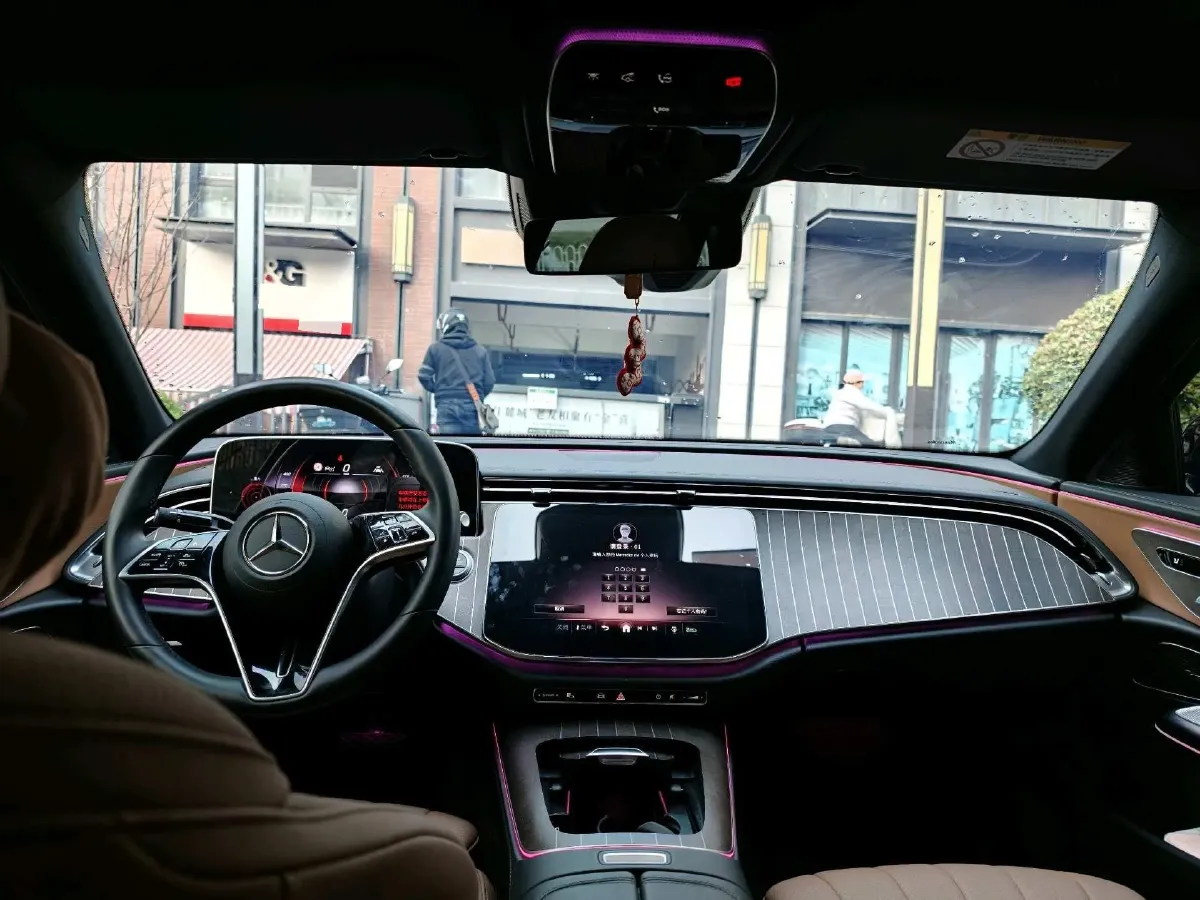 2025 Mercedes-Benz E Class 2.0T 258HP L4 9AT,autocango,china used car exporter,china ev exporter,chinese used car exporter,chinese used ev exporter