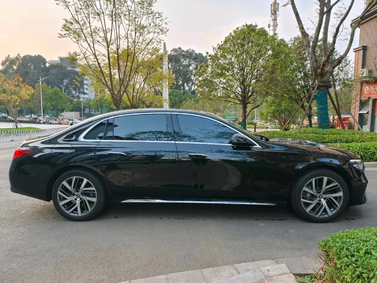 2025 Mercedes-Benz E Class 2.0T 258HP L4 9AT,autocango,china used car exporter,china ev exporter,chinese used car exporter,chinese used ev exporter