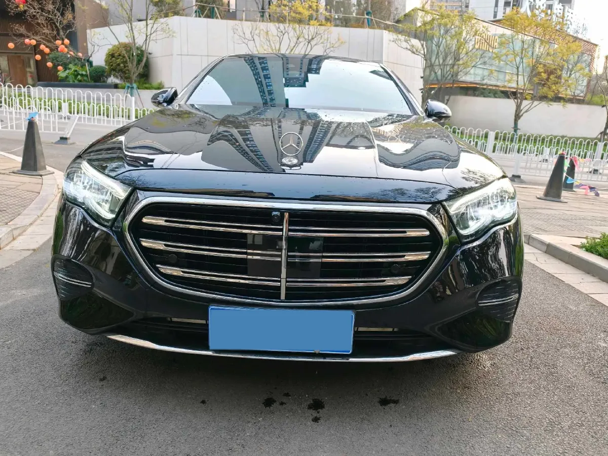2025 Mercedes-Benz E Class 2.0T 258HP L4 9AT,autocango,china used car exporter,china ev exporter,chinese used car exporter,chinese used ev exporter