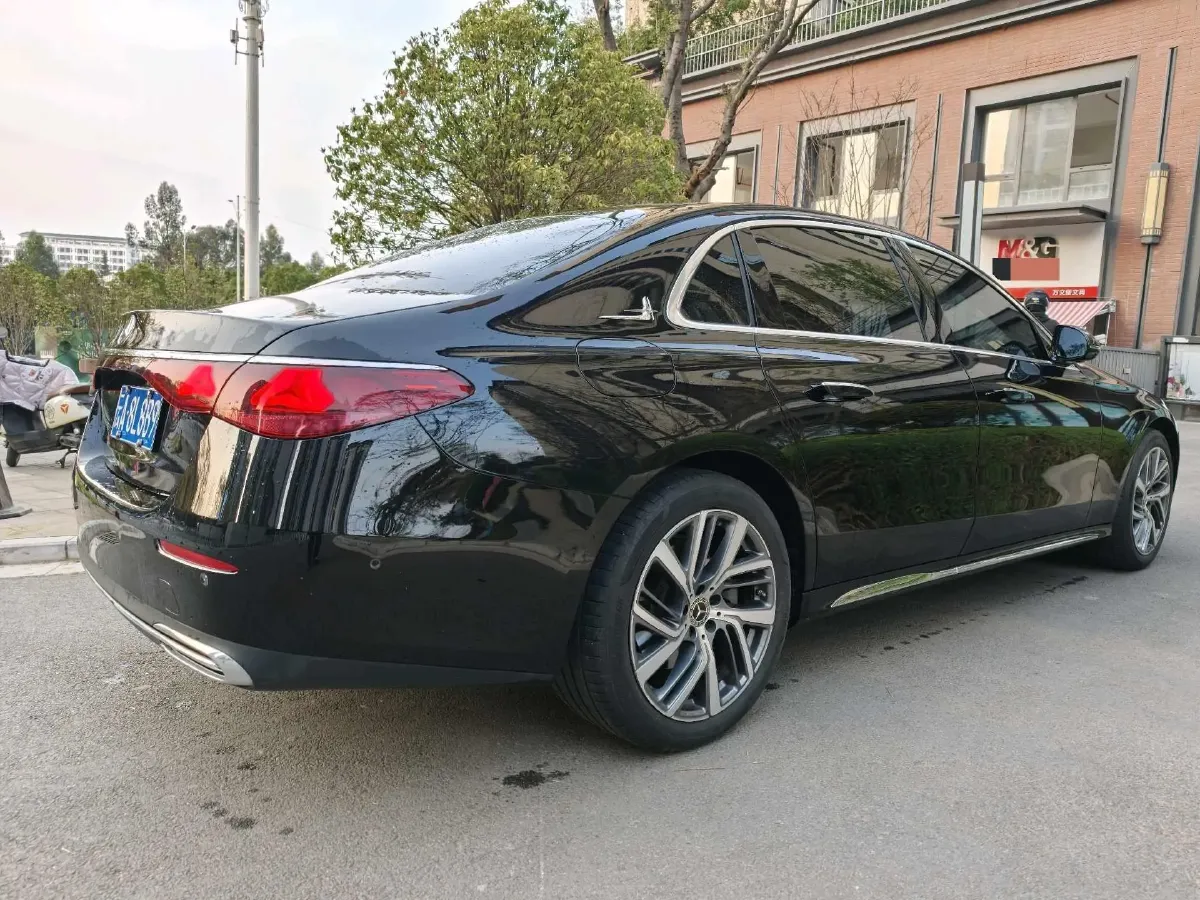 2025 Mercedes-Benz E Class 2.0T 258HP L4 9AT,autocango,china used car exporter,china ev exporter,chinese used car exporter,chinese used ev exporter