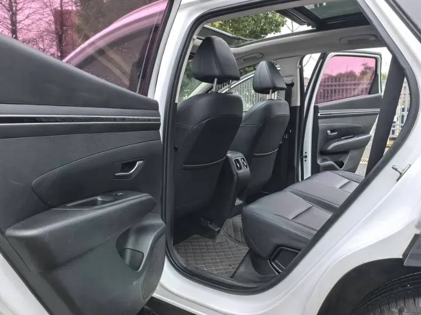 2021 Hyundai Tucson 1.5T 200HP L4 7DCT,autocango,china used car exporter,china ev exporter,chinese used car exporter,chinese used ev exporter