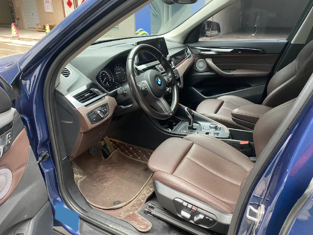 2022 BMW X1 2.0T 192HP L4 7DCT,autocango,china used car exporter,china ev exporter,chinese used car exporter,chinese used ev exporter