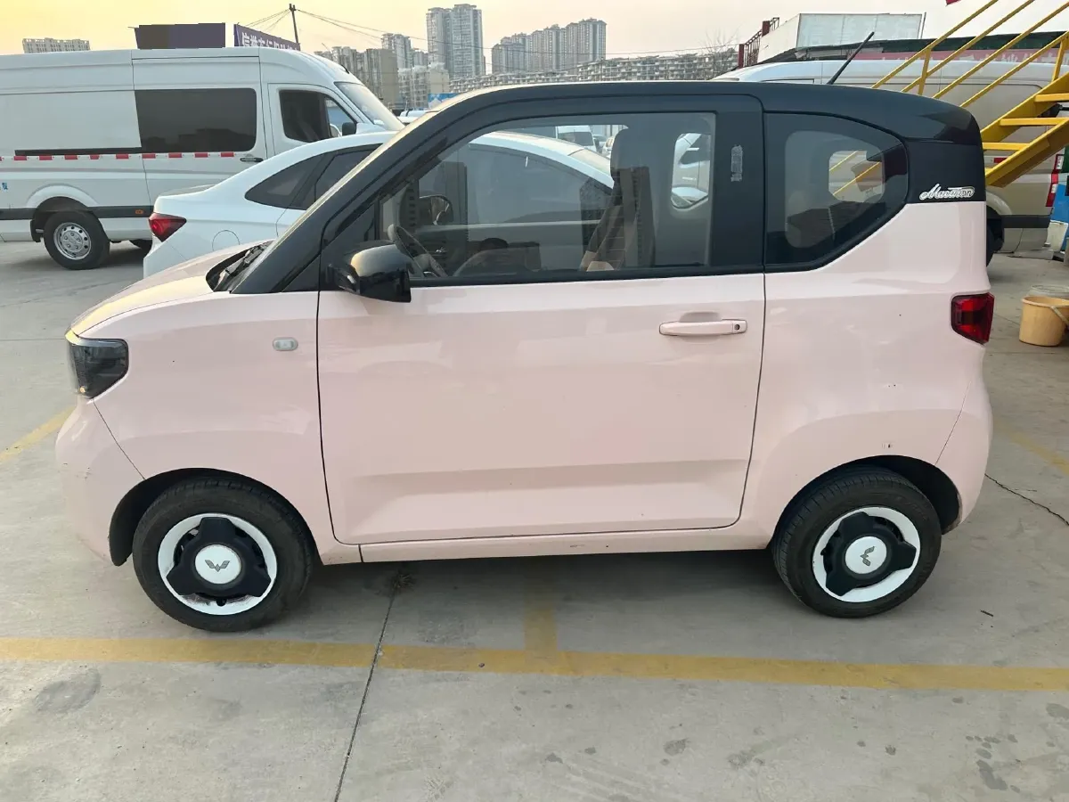 2021 WuLing HongGuang MINI EV BEV 9.3KWH,autocango,china used car exporter,china ev exporter,chinese used car exporter,chinese used ev exporter