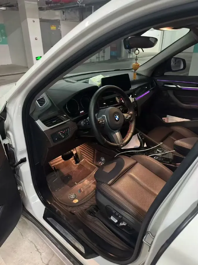 2022 BMW X1 2.0T 192HP L4 8AT,autocango,china used car exporter,china ev exporter,chinese used car exporter,chinese used ev exporter