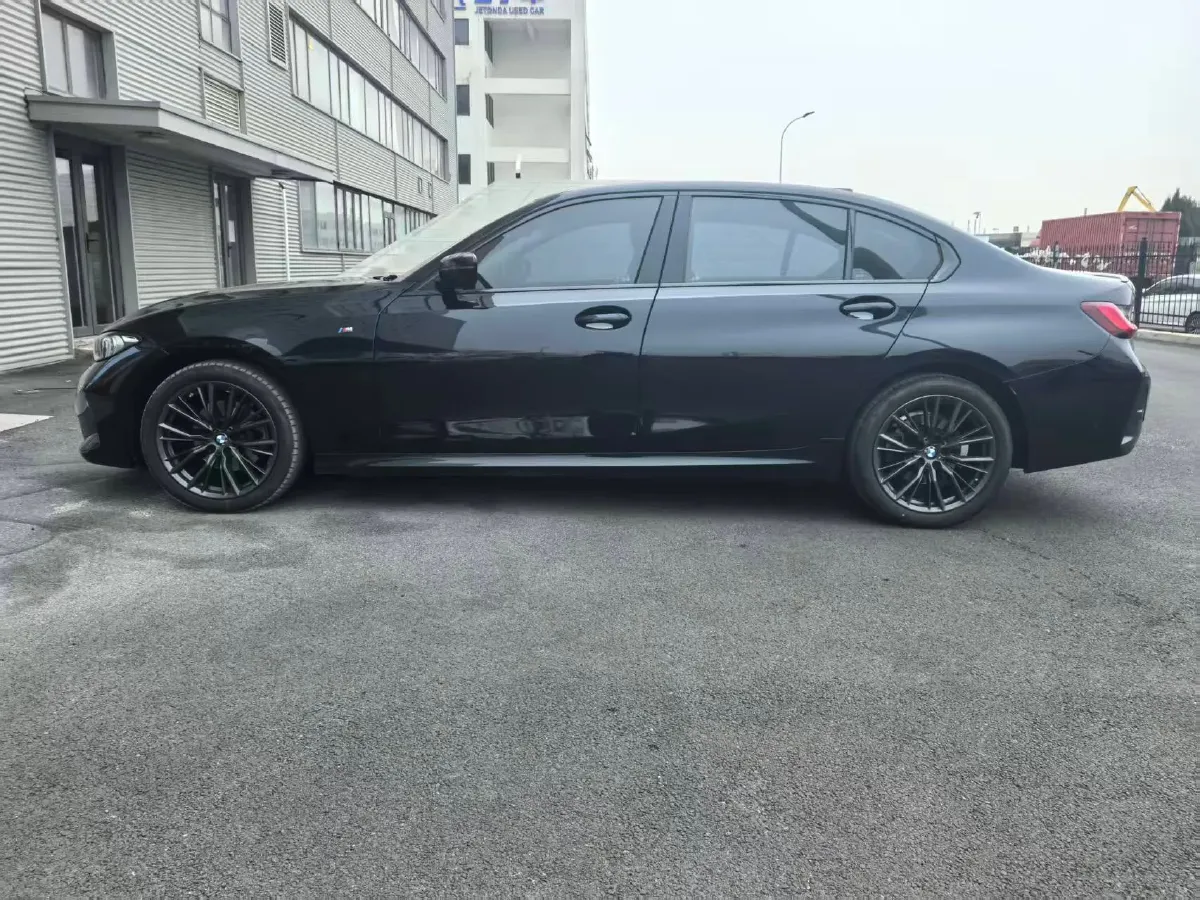 2024 BMW 3 Series 2.0T 184HP L4 8AT,autocango,china used car exporter,china ev exporter,chinese used car exporter,chinese used ev exporter