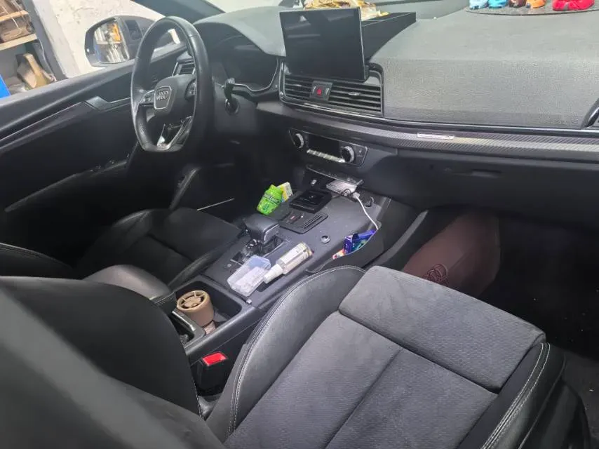 2021 Audi Q5L Sportback 2.0T 190HP L4 7DCT,autocango,china used car exporter,china ev exporter,chinese used car exporter,chinese used ev exporter