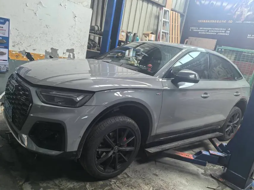 2021 Audi Q5L Sportback 2.0T 190HP L4 7DCT,autocango,china used car exporter,china ev exporter,chinese used car exporter,chinese used ev exporter