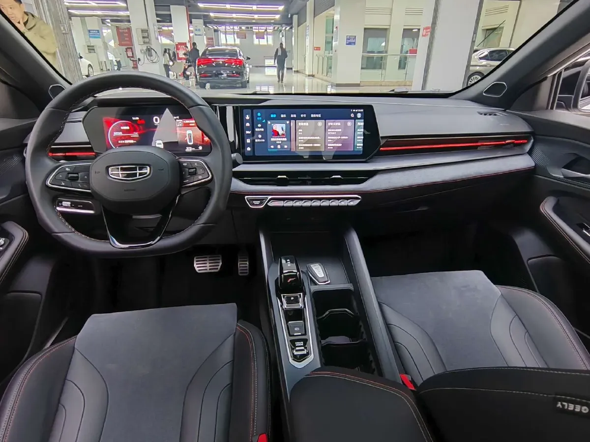 2022 Geely Binray 1.5T 181HP L4 7DCT,autocango,china used car exporter,china ev exporter,chinese used car exporter,chinese used ev exporter