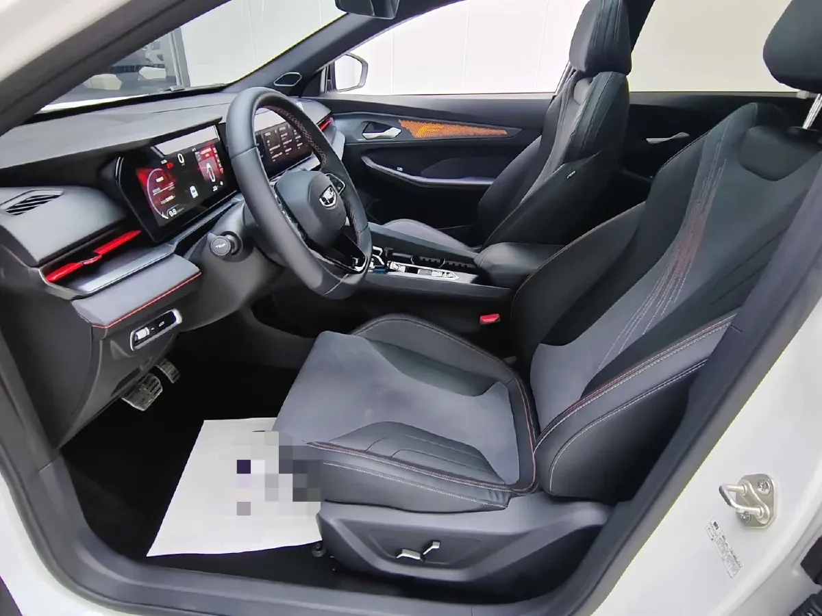 2022 Geely Binray 1.5T 181HP L4 7DCT,autocango,china used car exporter,china ev exporter,chinese used car exporter,chinese used ev exporter