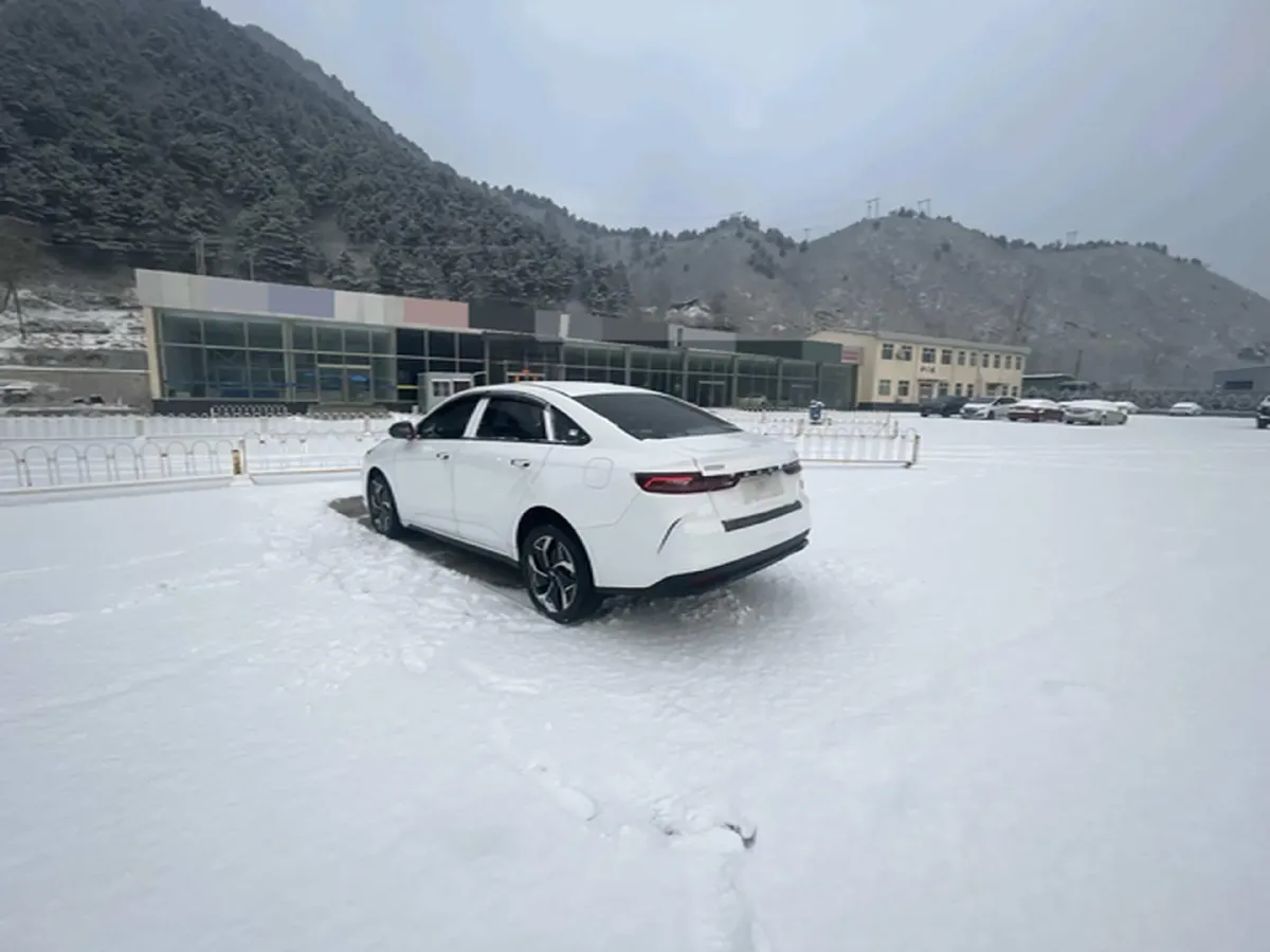 2024 JMC DaDao 2.3T 245HP L4 8AT,autocango,china used car exporter,china ev exporter,chinese used car exporter,chinese used ev exporter