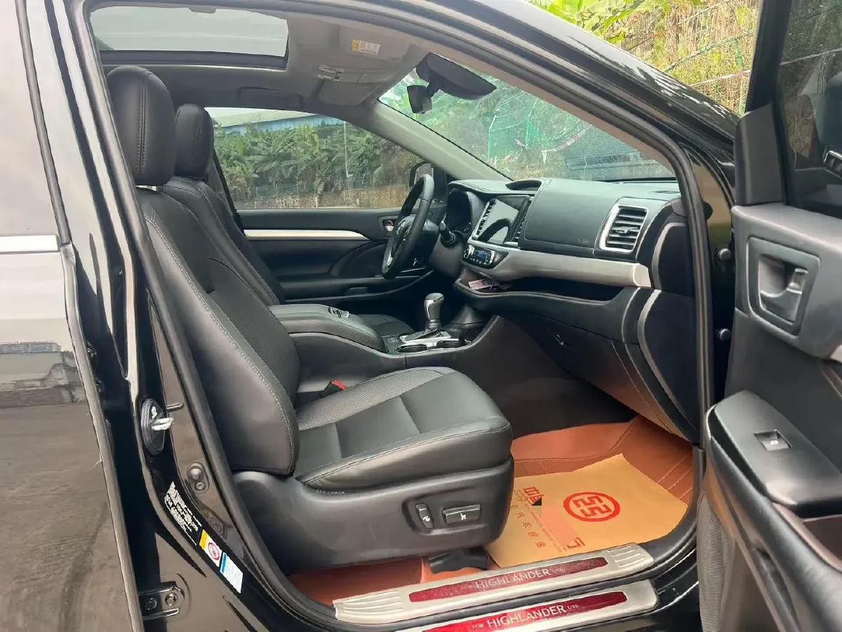 2019 Mazda CX-8 2.5L 192HP L4 6AT,autocango,china used car exporter,china ev exporter,chinese used car exporter,chinese used ev exporter