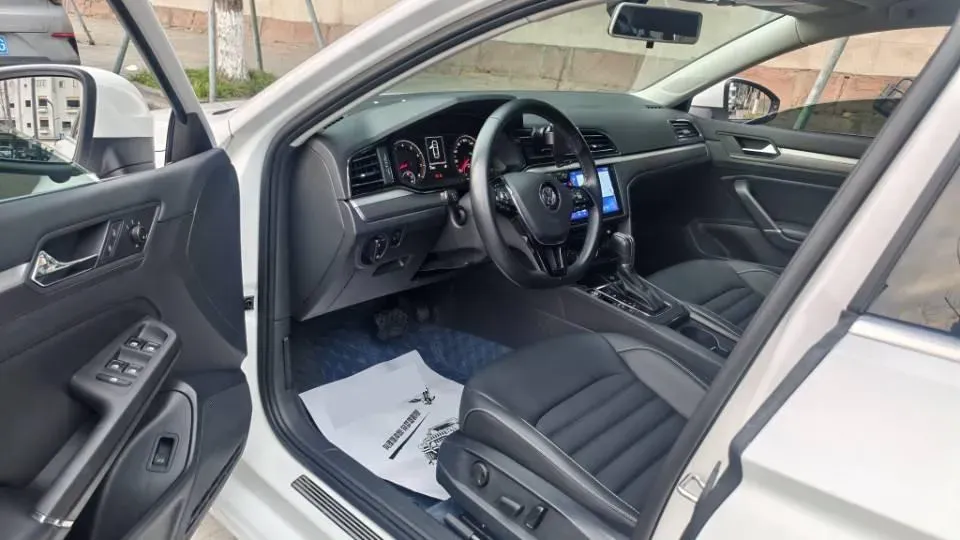 2019 Volkswagen Passat 1.4T 150HP L4 7DCT,autocango,china used car exporter,china ev exporter,chinese used car exporter,chinese used ev exporter