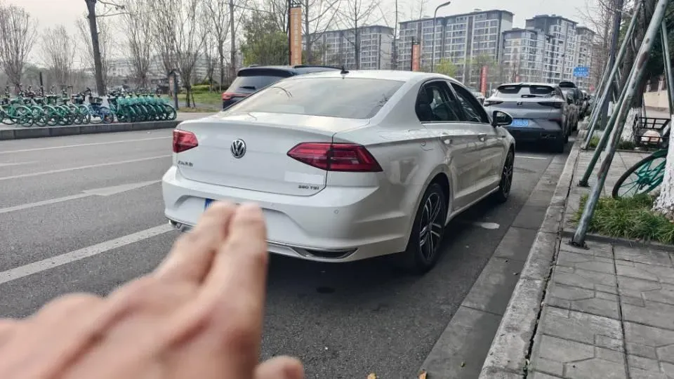 2019 Volkswagen Passat 1.4T 150HP L4 7DCT,autocango,china used car exporter,china ev exporter,chinese used car exporter,chinese used ev exporter