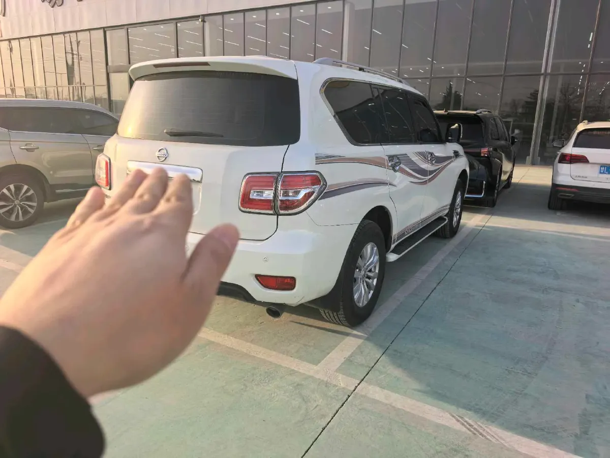 2018 Nissan Patrol 4.0L 279HP V6 7AT,autocango,china used car exporter,china ev exporter,chinese used car exporter,chinese used ev exporter