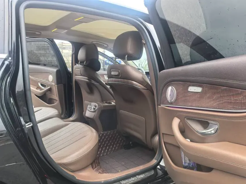 2020 Mercedes-Benz E Class 2.0T 258HP L4 9AT,autocango,china used car exporter,china ev exporter,chinese used car exporter,chinese used ev exporter