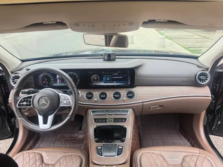 2020 Mercedes-Benz E Class 2.0T 258HP L4 9AT,autocango,china used car exporter,china ev exporter,chinese used car exporter,chinese used ev exporter