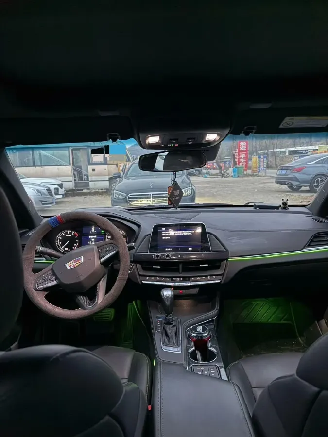 2020 Cadillac CT4 2.0T 237HP L4 8AT,autocango,china used car exporter,china ev exporter,chinese used car exporter,chinese used ev exporter