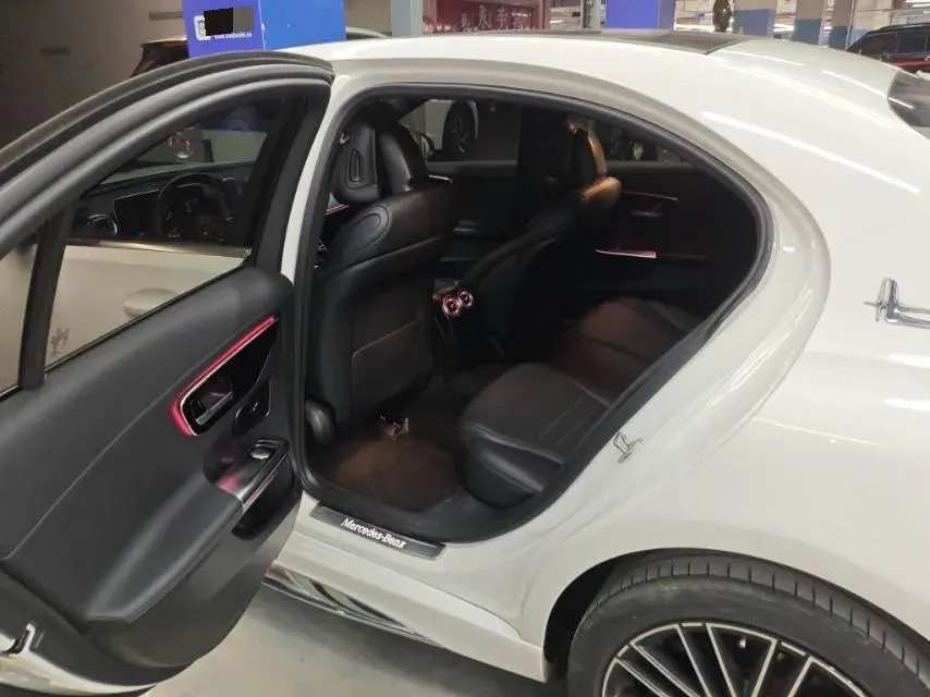 2022 Mercedes-Benz C Class 1.5T 204HP L4 9AT,autocango,china used car exporter,china ev exporter,chinese used car exporter,chinese used ev exporter