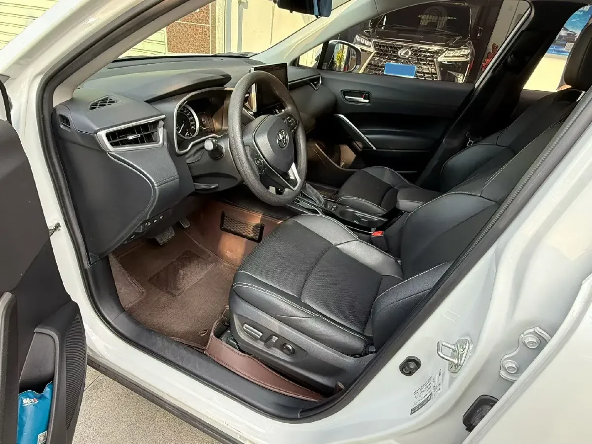 2022 Toyota Frontlander 2.0L 171HP L4 CVT,autocango,china used car exporter,china ev exporter,chinese used car exporter,chinese used ev exporter