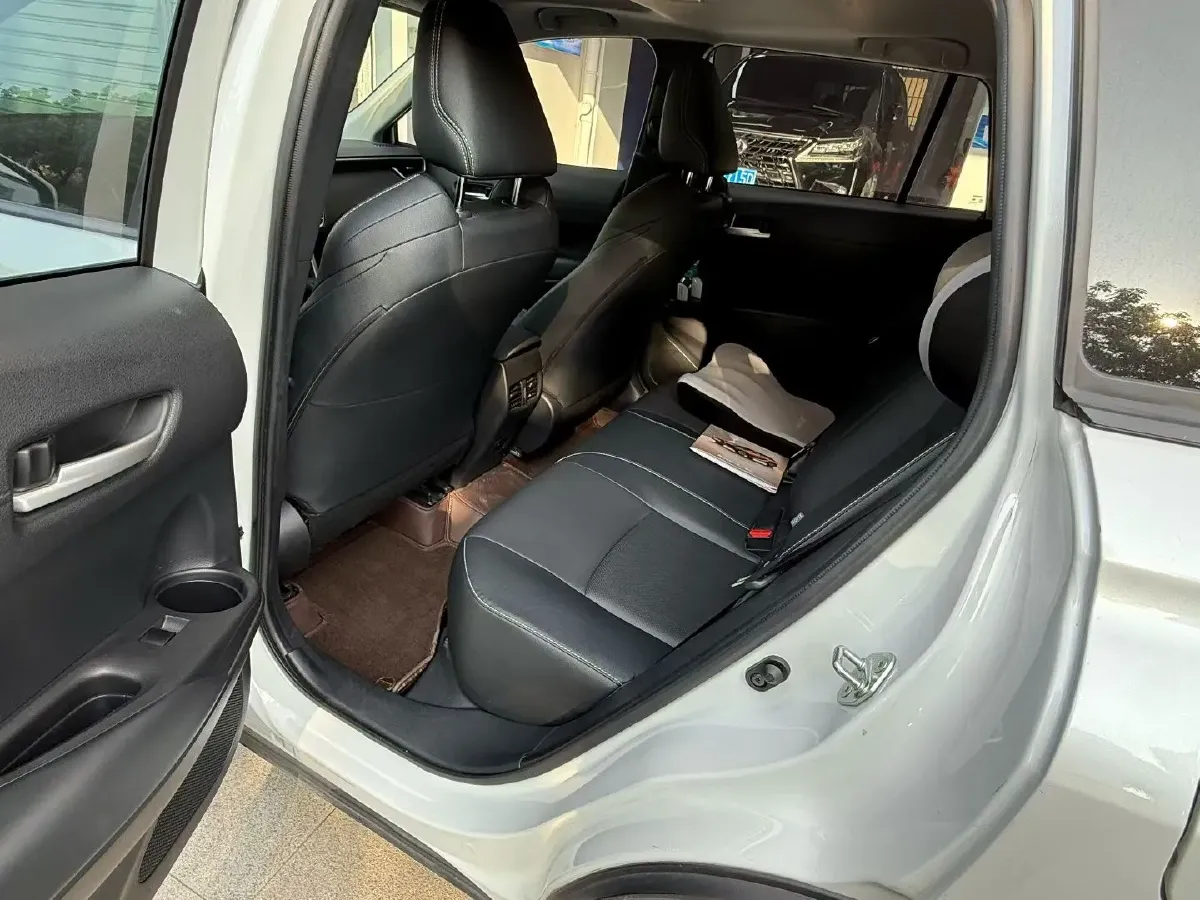 2022 Toyota Frontlander 2.0L 171HP L4 CVT,autocango,china used car exporter,china ev exporter,chinese used car exporter,chinese used ev exporter