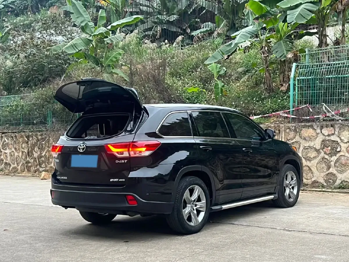 2019 Lincoln MKC 2.0T 203HP L4 6AT,autocango,china used car exporter,china ev exporter,chinese used car exporter,chinese used ev exporter