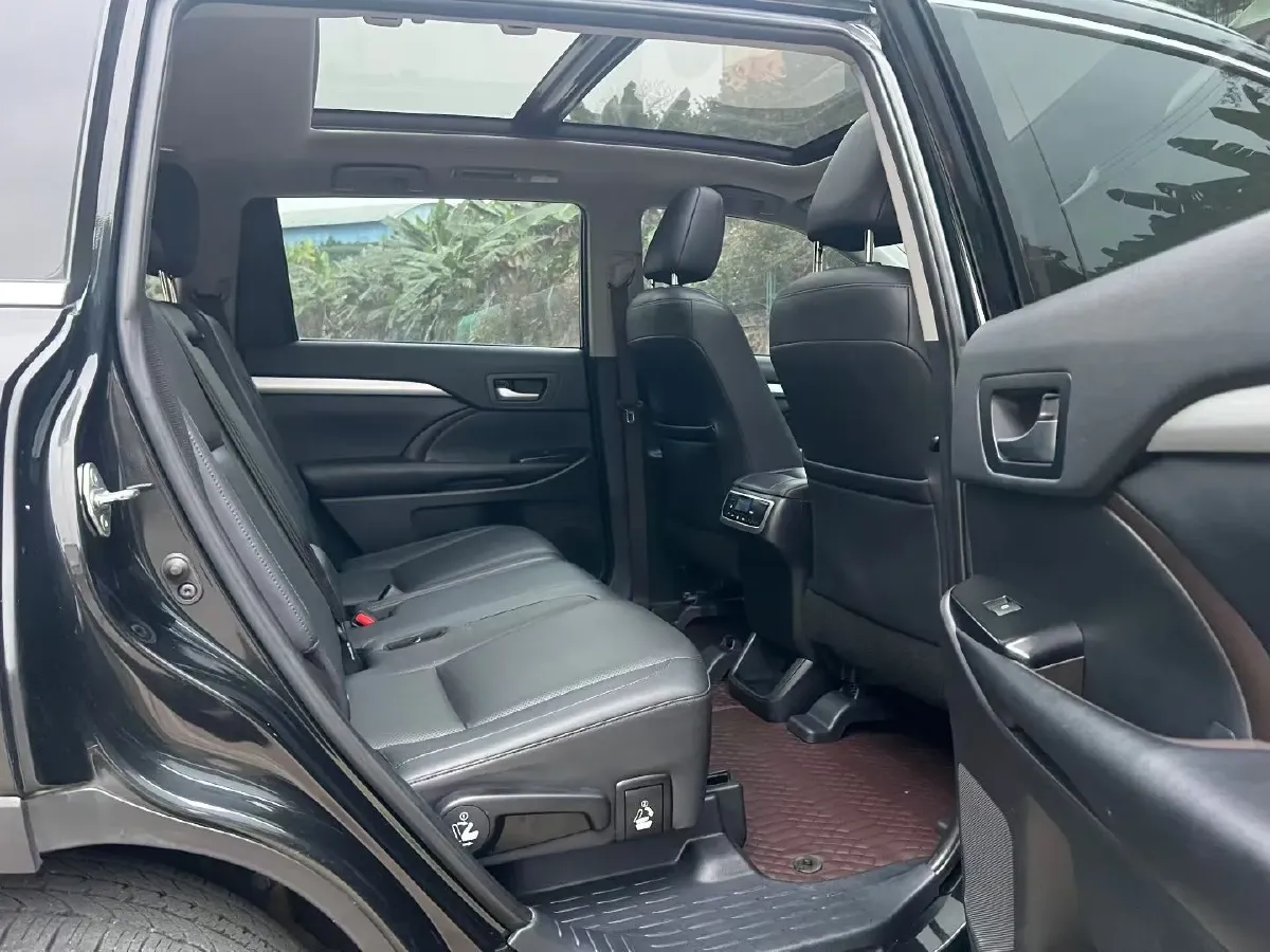 2019 Lincoln MKC 2.0T 203HP L4 6AT,autocango,china used car exporter,china ev exporter,chinese used car exporter,chinese used ev exporter