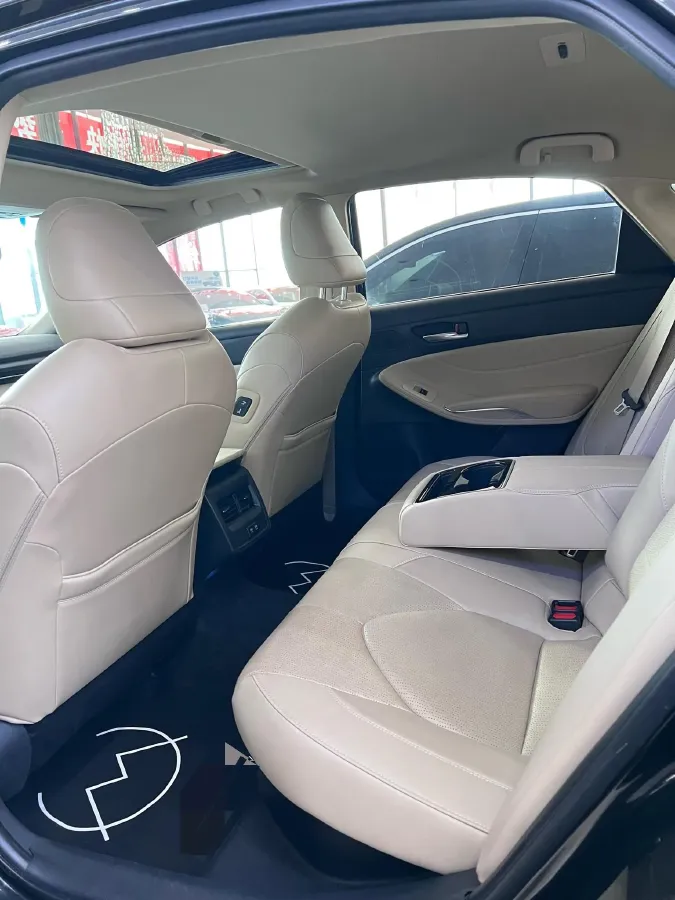 2019 Toyota Avalon 2.5L 178HP L4 E-CVT Hybrid,autocango,china used car exporter,china ev exporter,chinese used car exporter,chinese used ev exporter