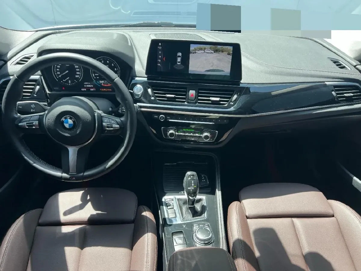 2023 BMW 1 Series 1.5T 136HP L3 7DCT,autocango,china used car exporter,china ev exporter,chinese used car exporter,chinese used ev exporter