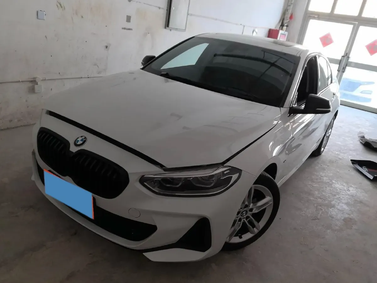 2023 BMW 1 Series 1.5T 136HP L3 7DCT,autocango,china used car exporter,china ev exporter,chinese used car exporter,chinese used ev exporter