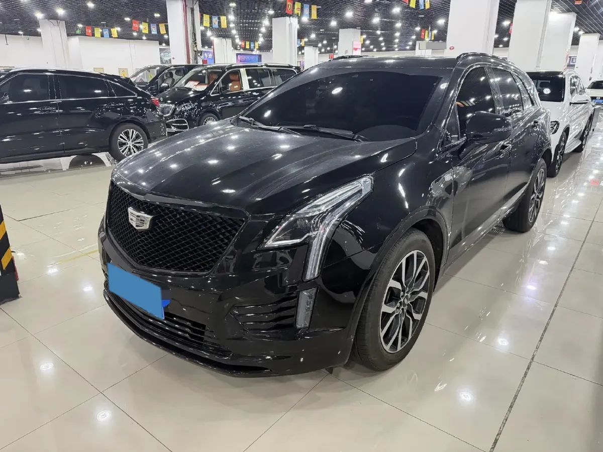 2023 Cadillac XT5 2.0T 237HP L4 9AT,autocango,china used car exporter,china ev exporter,chinese used car exporter,chinese used ev exporter