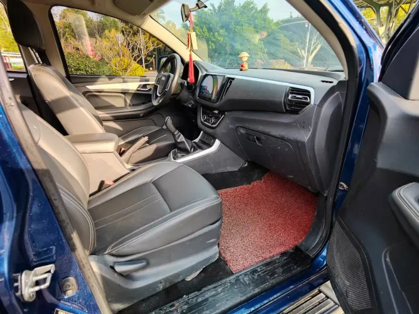 2022 Isuzu RE-MAX Jim 2.8T 120HP L4 5MT,autocango,china used car exporter,china ev exporter,chinese used car exporter,chinese used ev exporter