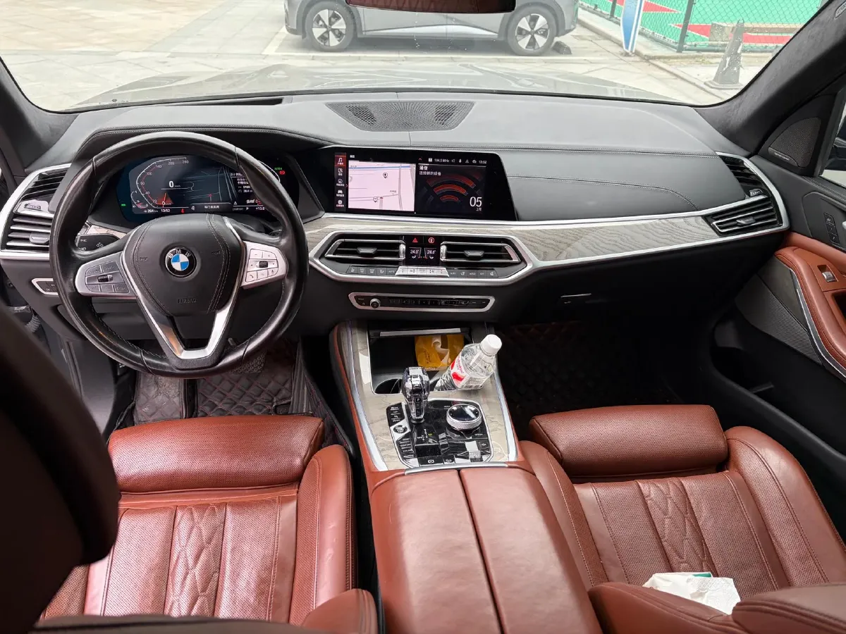 2021 BMW X7 3.0T 340HP L6 8AT,autocango,china used car exporter,china ev exporter,chinese used car exporter,chinese used ev exporter