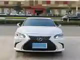 2018 Lexus ES 2.5L 178HP L4 E-CVT Hybrid