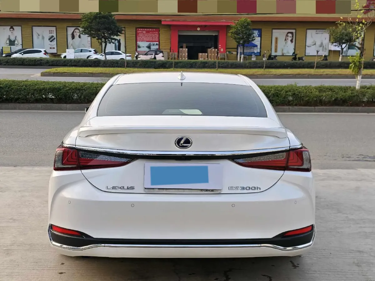 2018 Lexus ES 2.5L 178HP L4 E-CVT Hybrid,autocango,china used car exporter,china ev exporter,chinese used car exporter,chinese used ev exporter