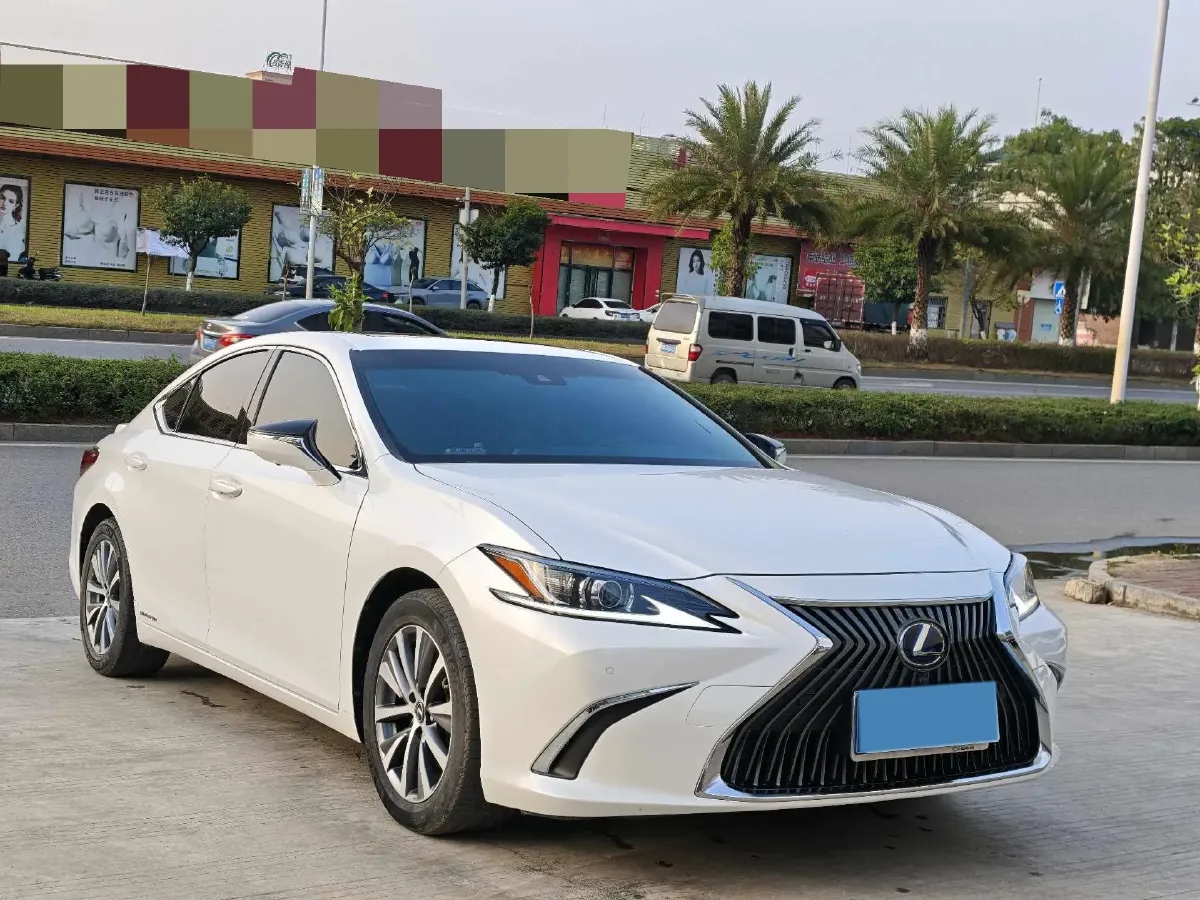 2018 Lexus ES 2.5L 178HP L4 E-CVT Hybrid,autocango,china used car exporter,china ev exporter,chinese used car exporter,chinese used ev exporter