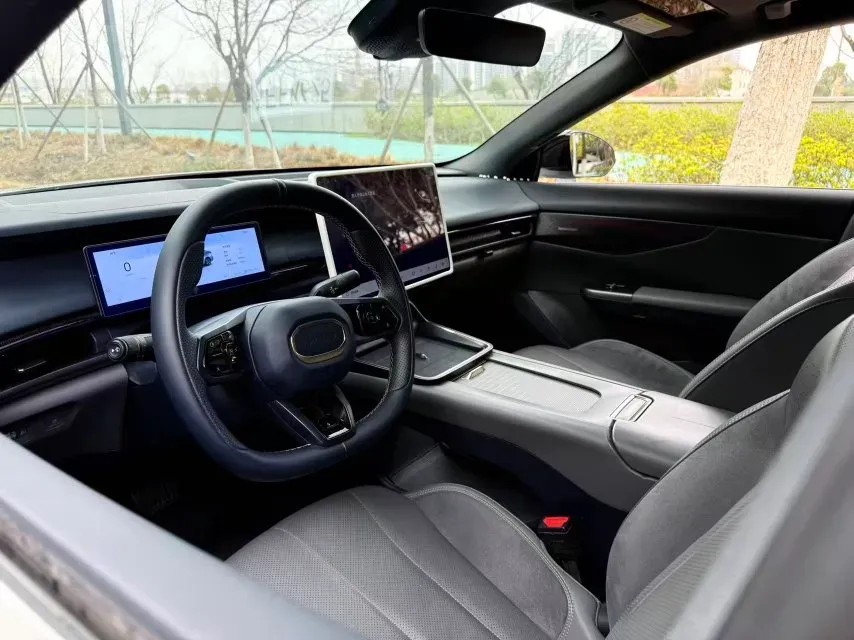 2024 LYNK&CO 07 EM-P 1.5T 163HP L4 3DHT PHEV 18.99KWH,autocango,china used car exporter,china ev exporter,chinese used car exporter,chinese used ev exporter