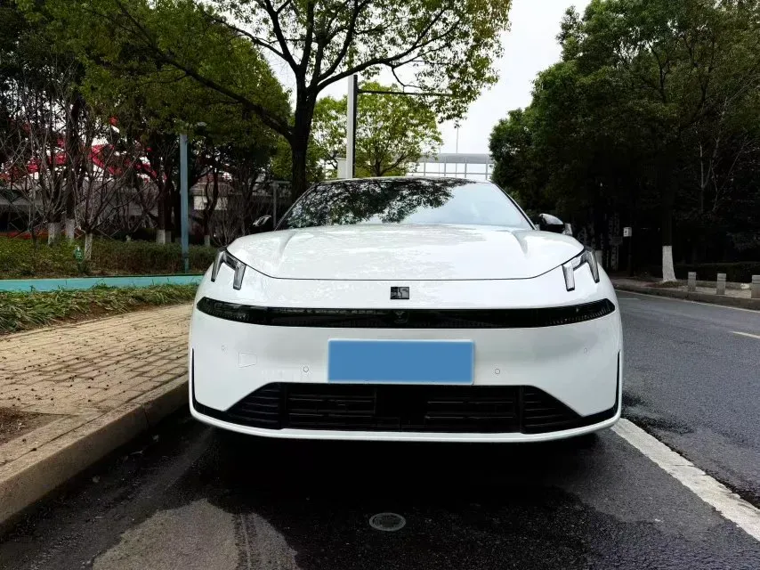 2024 LYNK&CO 07 EM-P 1.5T 163HP L4 3DHT PHEV 18.99KWH,autocango,china used car exporter,china ev exporter,chinese used car exporter,chinese used ev exporter