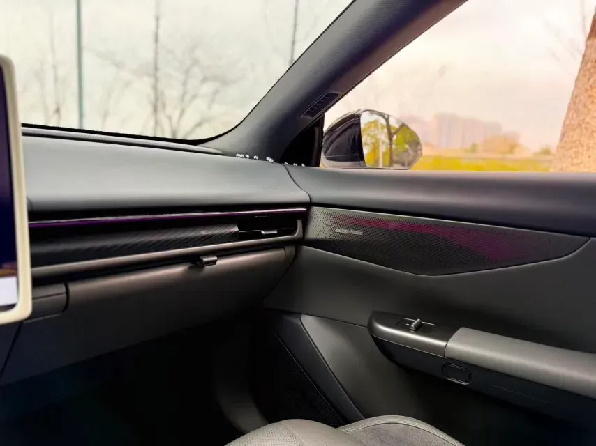 2024 LYNK&CO 07 EM-P 1.5T 163HP L4 3DHT PHEV 18.99KWH,autocango,china used car exporter,china ev exporter,chinese used car exporter,chinese used ev exporter