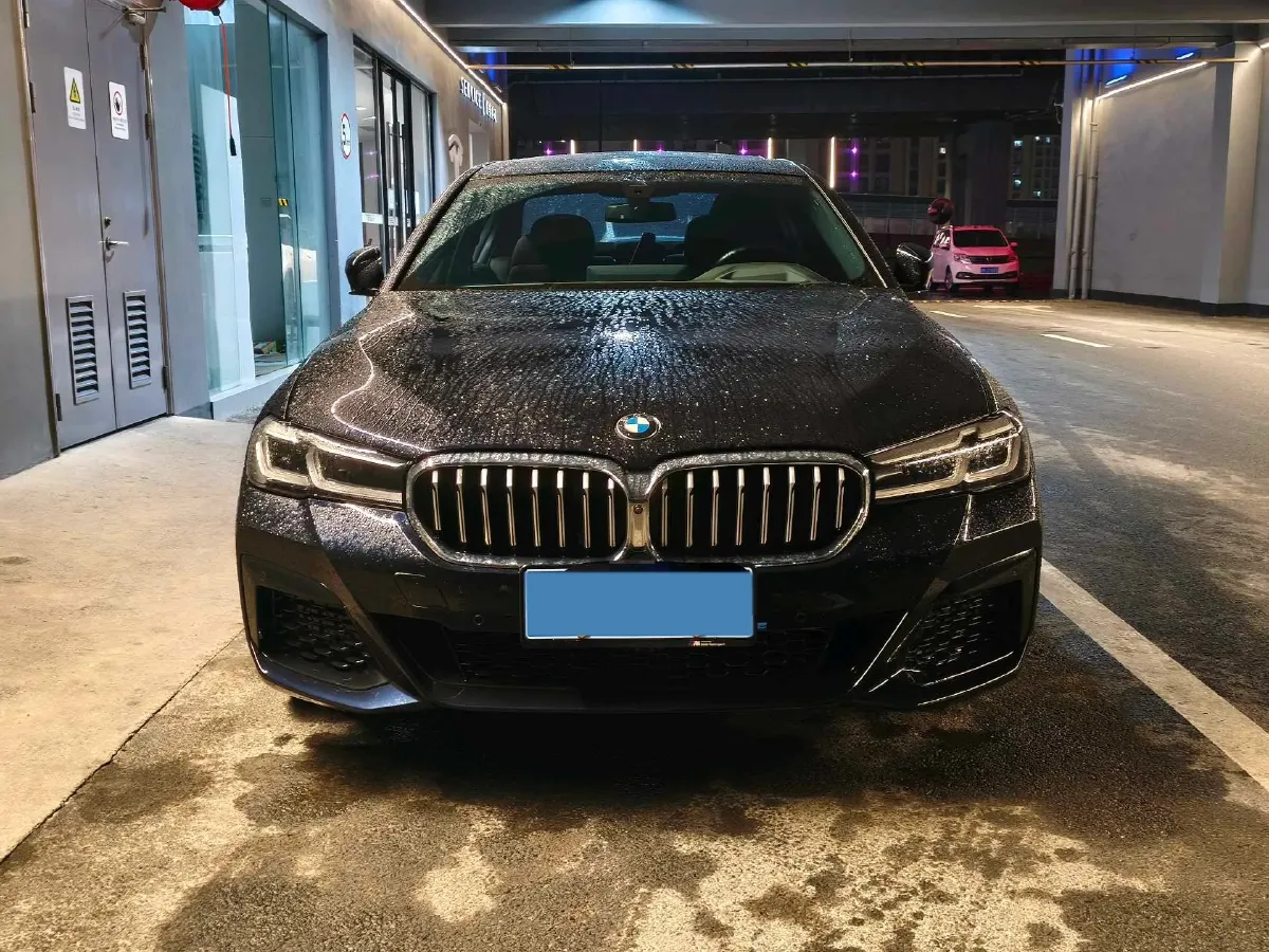 2023 BMW 5 Series 2.0T 245HP L4 8AT,autocango,china used car exporter,china ev exporter,chinese used car exporter,chinese used ev exporter