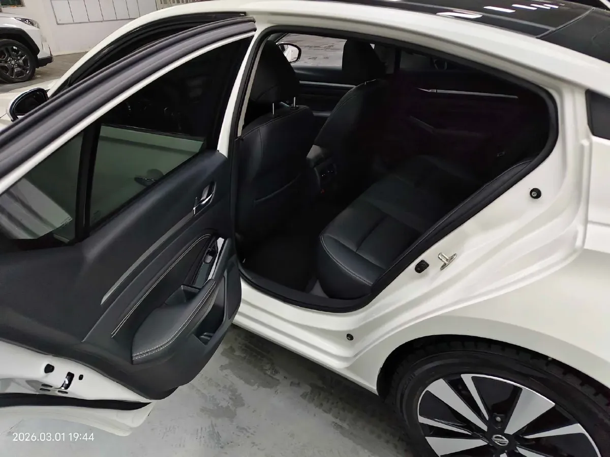 2022 Nissan Teana 2.0L 156HP L4 CVT,autocango,china used car exporter,china ev exporter,chinese used car exporter,chinese used ev exporter