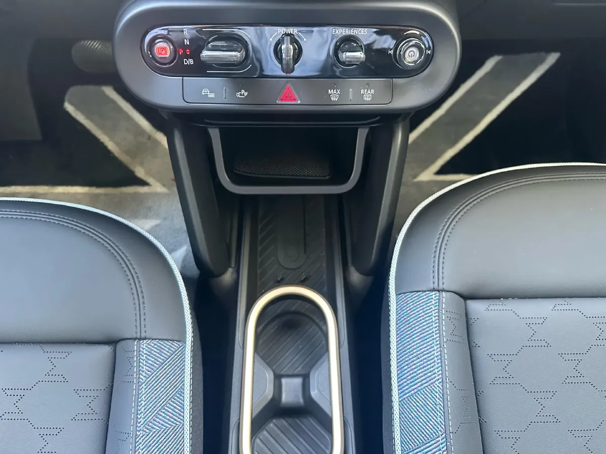 2025 MINI COOPER BEV 51.5KWH,autocango,china used car exporter,china ev exporter,chinese used car exporter,chinese used ev exporter