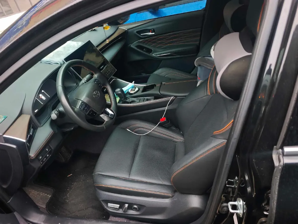 2024 Toyota Avalon 2.0L 152HP L4 E-CVT Hybrid,autocango,china used car exporter,china ev exporter,chinese used car exporter,chinese used ev exporter