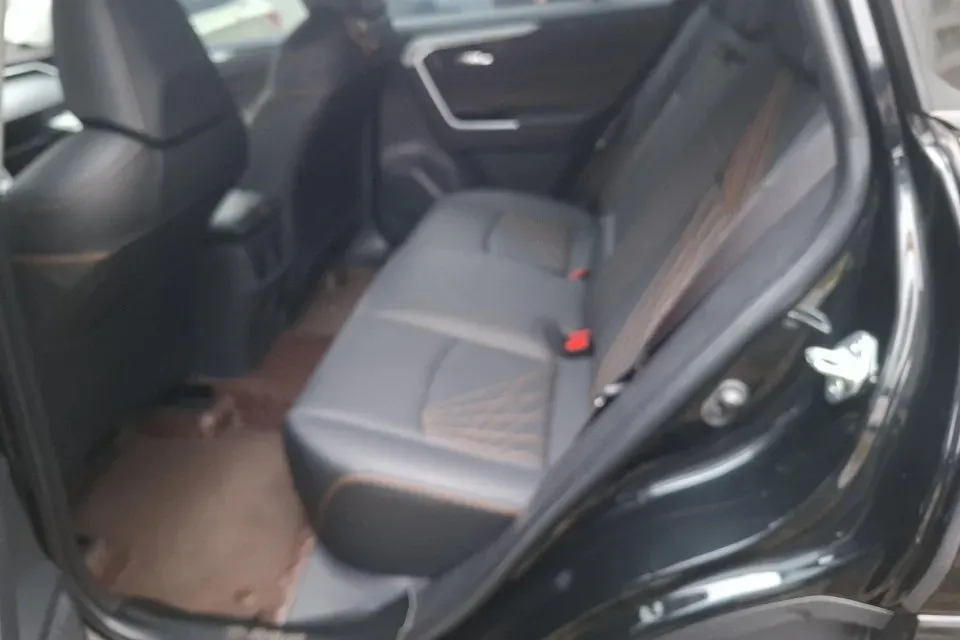 2024 Toyota RAV4 2.0L 171HP L4 CVT,autocango,china used car exporter,china ev exporter,chinese used car exporter,chinese used ev exporter